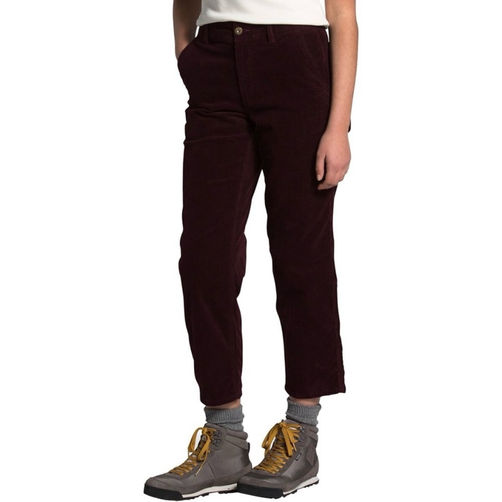 The North Face Berkeley Corduroy Pant in Root Brown Size 4